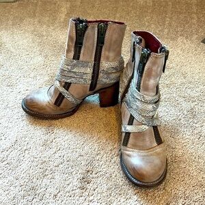 Freebird Handmade Leather Balboa booties